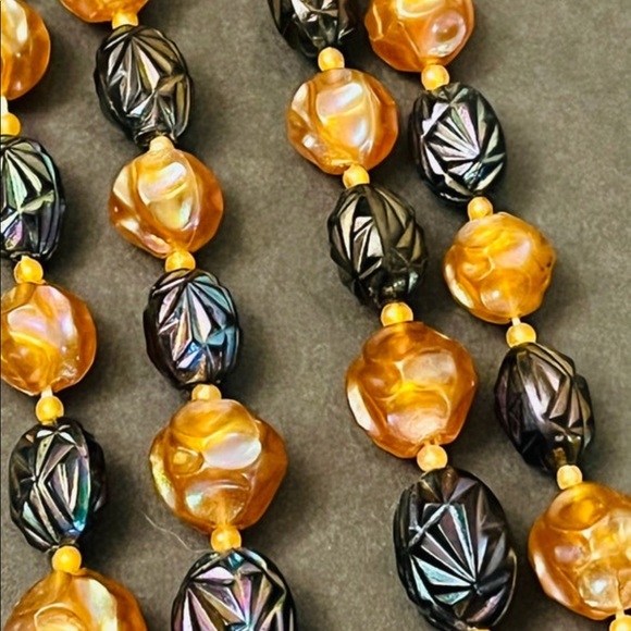 BOGO Vintage Signed Made in Austria Necklace “Carnival Glass” Plastic 2 Strand - Picture 3 of 9
